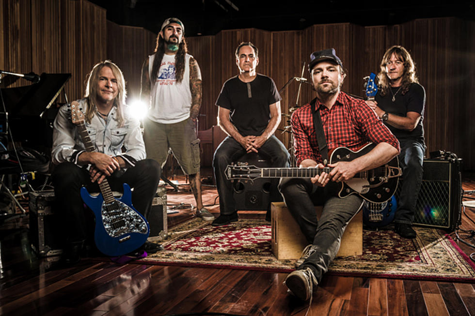 Flying Colors, 'Mask Machine' - Exclusive Video Premiere