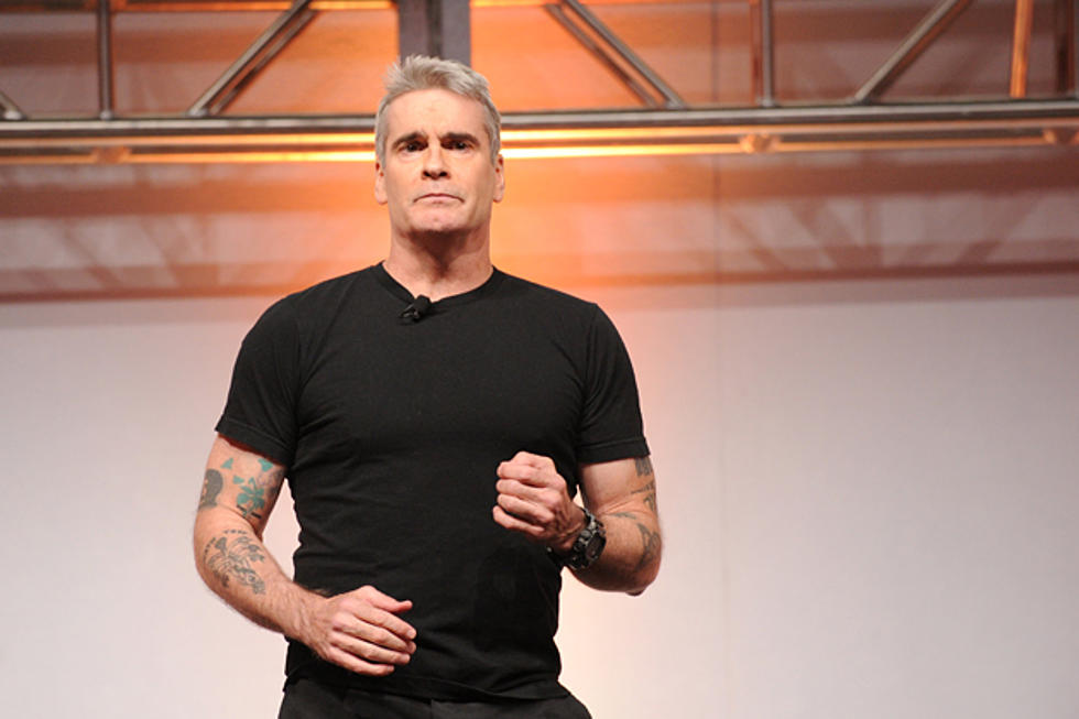 Henry Rollins Offers Apology For Column On Robin Williams and Suicide