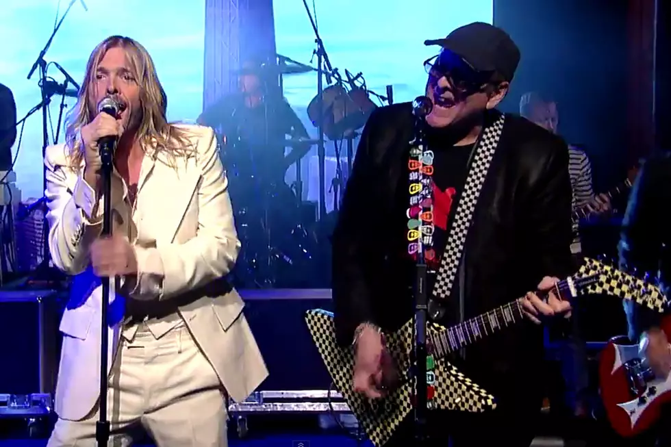 Foo Fighters Deliver ‘Miracle’ for David Letterman, Rock Out With Rick Nielsen