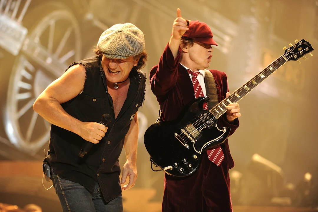 væbner Ny mening kompression Report: AC/DC to Announce World Tour With Brian Johnson Next Week