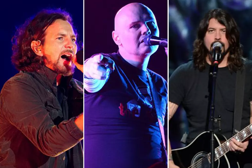 Billy Corgan Takes Shots at Pearl Jam + Foo Fighters