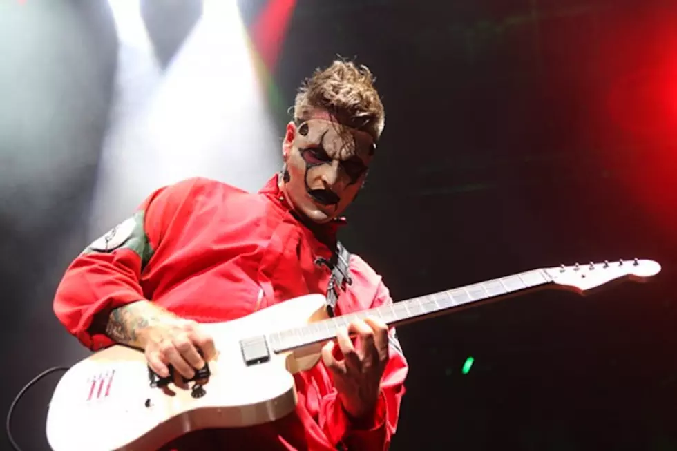 Slipknot Guitarist Jim Root Recovering From Back Surgery