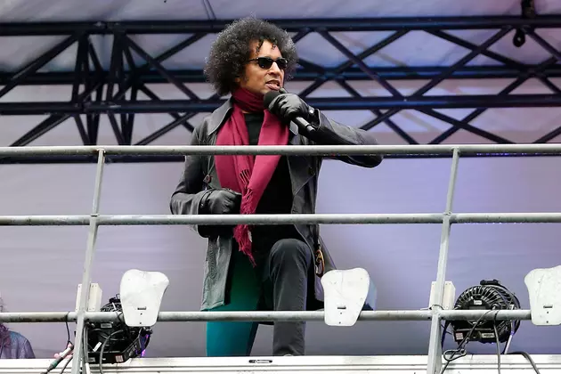 Alice in Chains&#8217; William DuVall Covers Tom Petty + Bruce Springsteen at Bernie Sanders Event