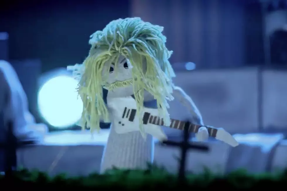 Sock Puppets Tackle Metallica’s ‘Master of Puppets’