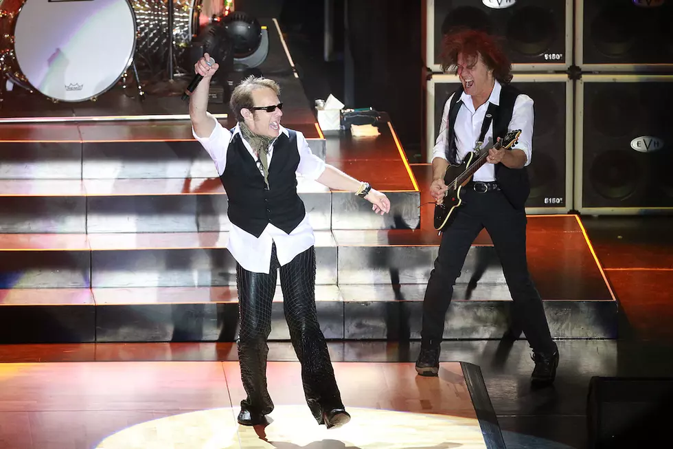 Watch: Van Halen Kick Off 2015 Summer Tour With Rare Tracks + Never-Before-Performed Songs