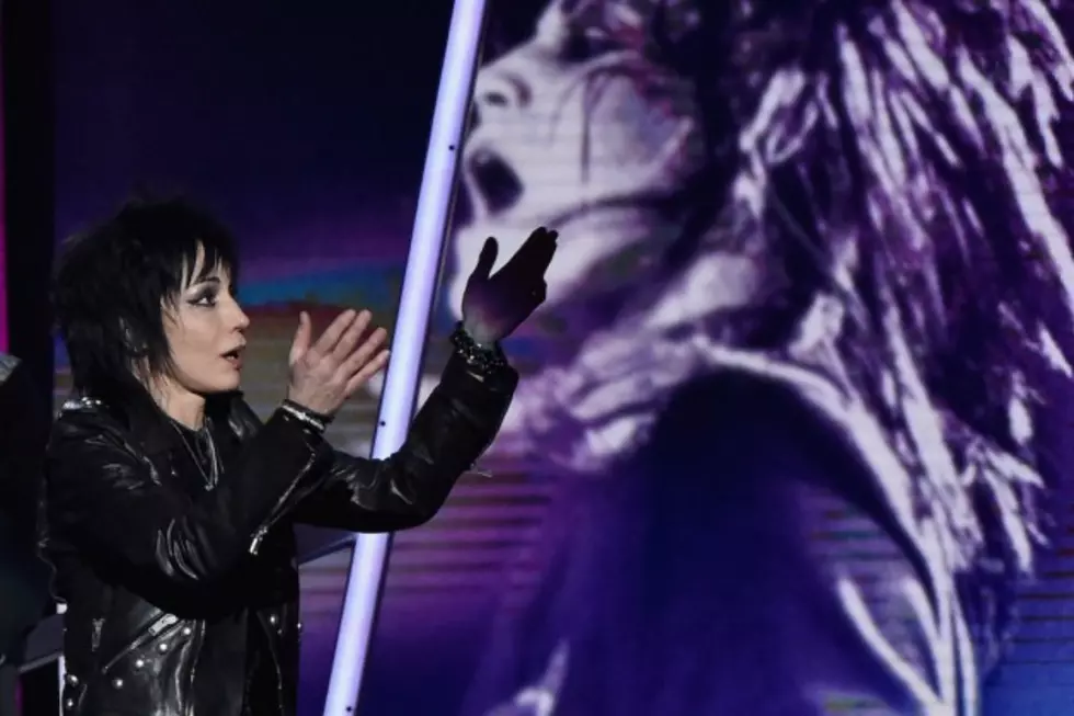 Joan Jett Thanks Nirvana, Fellow Inductees Green Day in Hall of Fame Acceptance Speech
