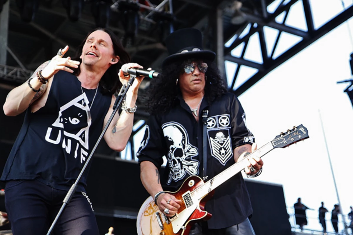 Slash – U.S. Headlining Tour Underway Now