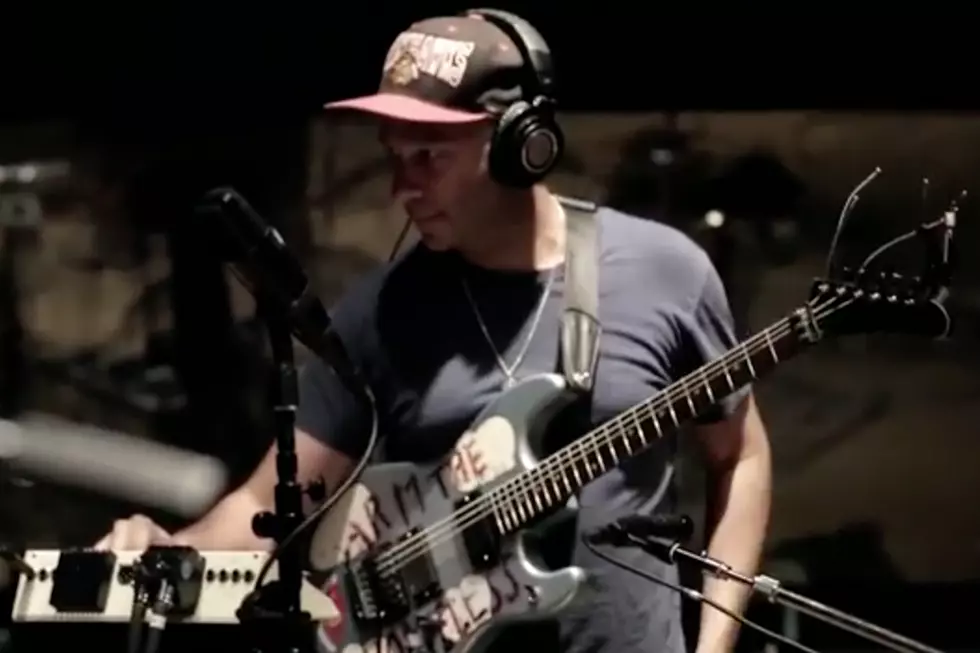 Watch Tom Morello Collaborate With Linkin Park On ‘Drawbar’ [Video]