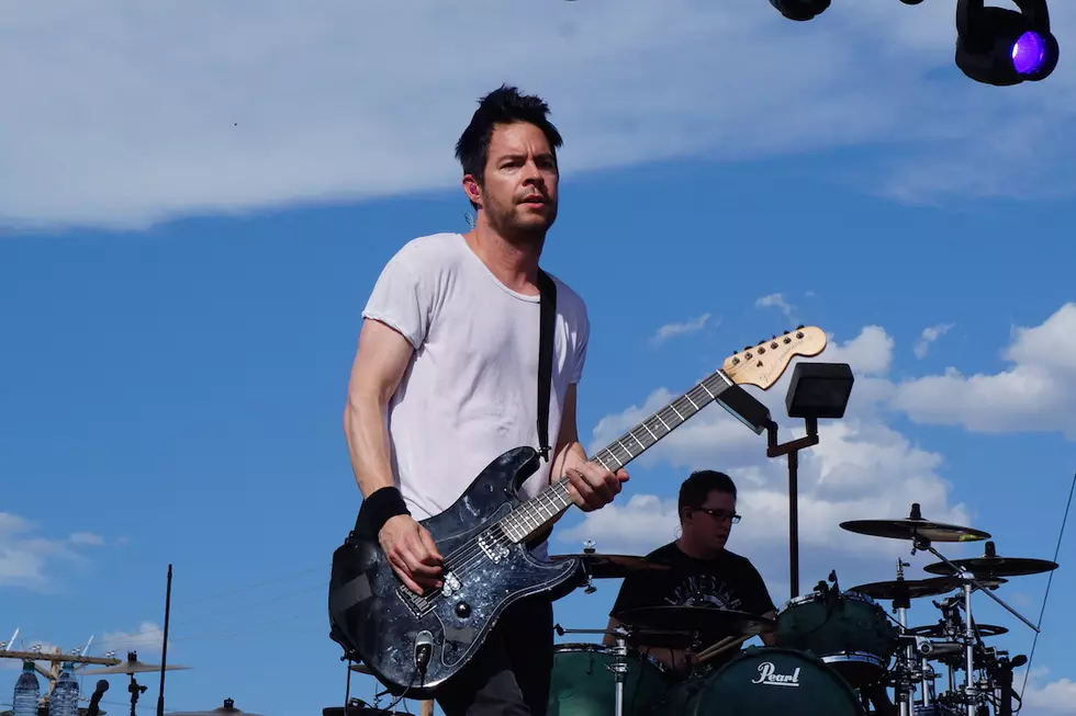 Chevelle Rev Up Day 2 of 2015 Loudwire Fest - Photos + Video