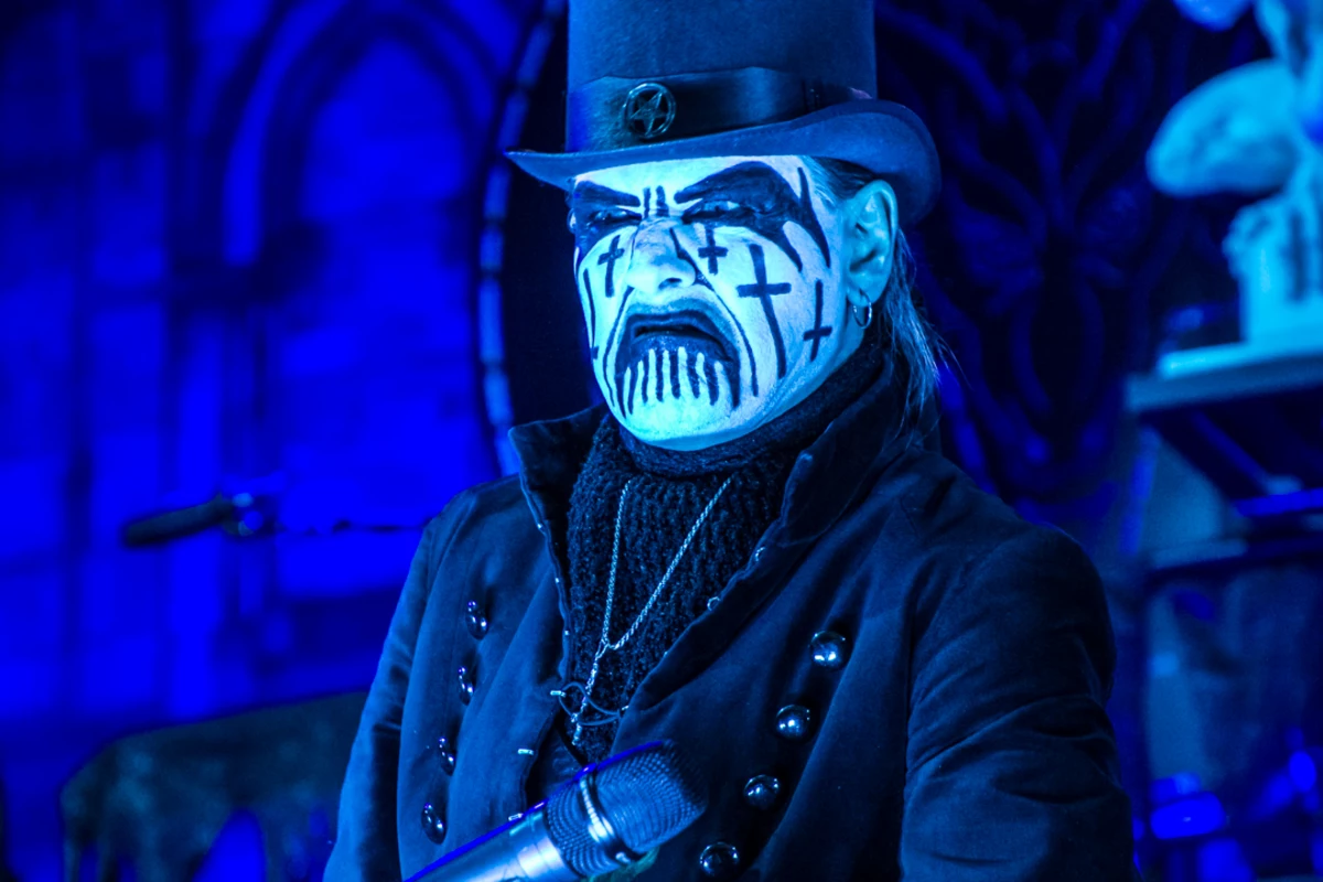 King Diamond Forced to Perform Without Makeup in Milwaukee