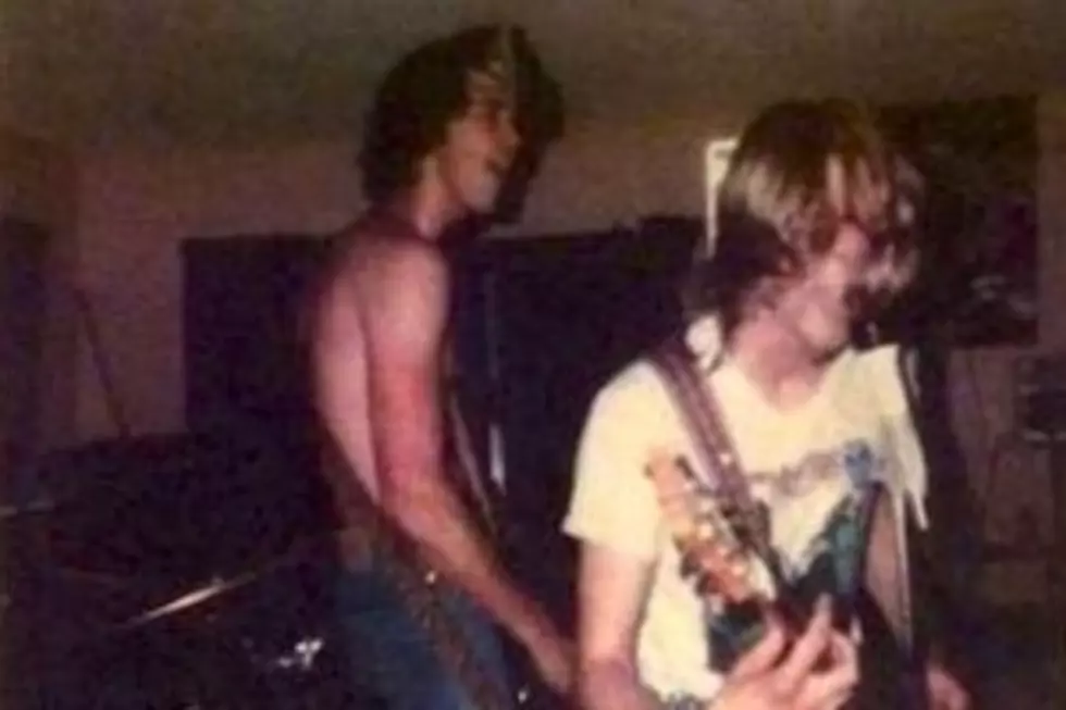 Teen Finds Family Photos Of Nirvana&#8217;s First Gig