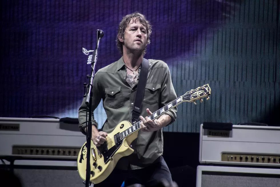 Foo Fighters’ Chris Shiflett Replaces Happy Daggers Guitarist’s Stolen Fender Telecaster