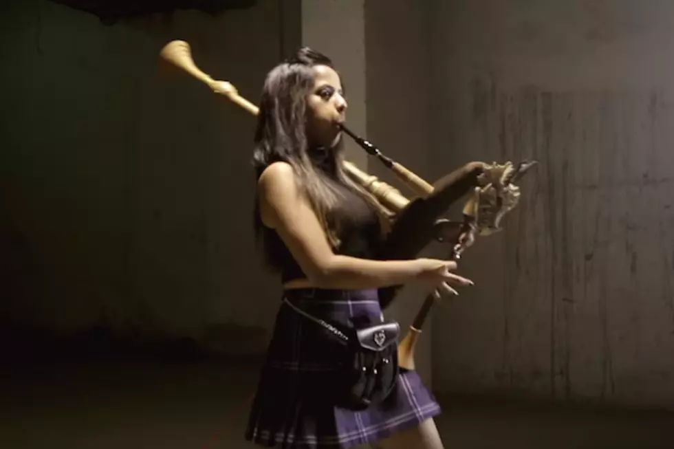 AC/DC’s ‘Thunderstruck’ Gets Bagpipe Dubstep Cover By the Snake Charmer