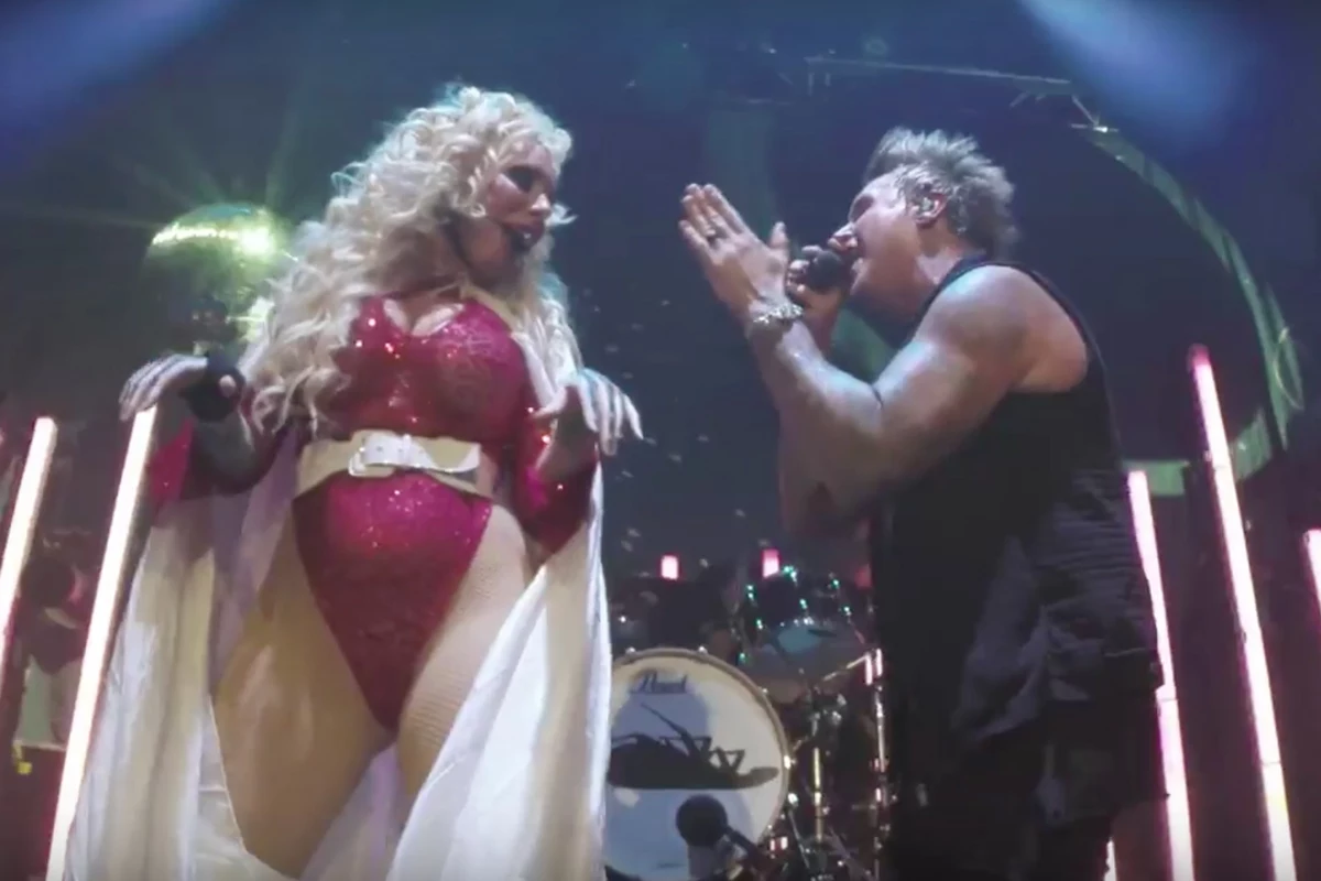 Papa Roach Unleash Tour Video for 'Gravity' With Maria Brink