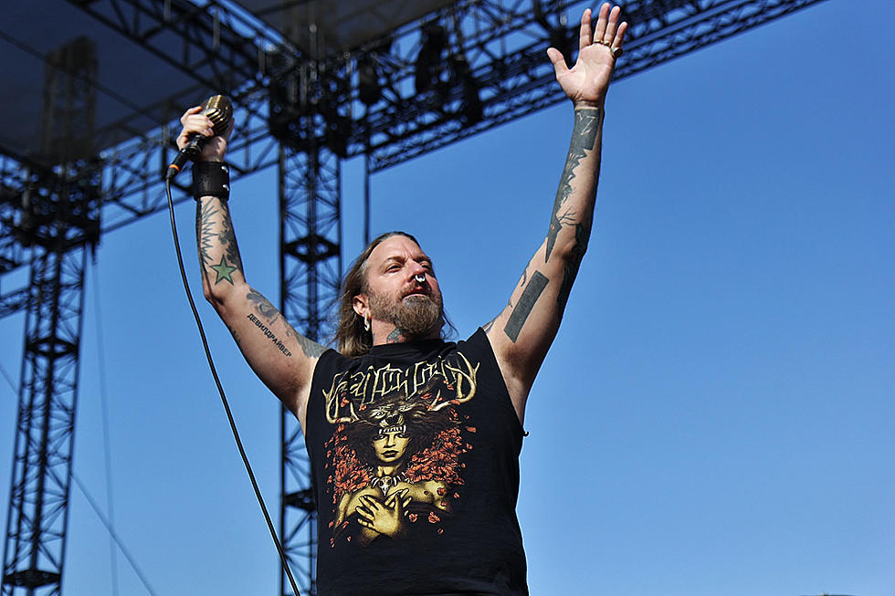 Dez Fafara: New DevilDriver Members 'Stuck Like Glue'