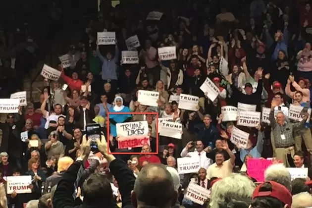 Donald Trump Trolled With &#8216;Trump Likes Nickelback&#8217; Sign at Rally