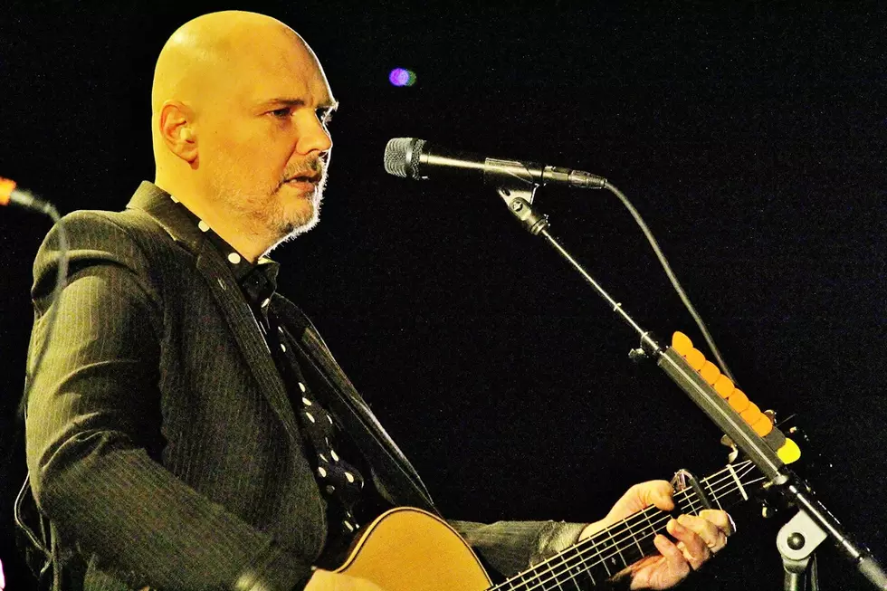 Billy Corgan Delivers ‘Sweet Sweet’ Piano Performance + Unveils ‘Pillbox’ Film Plans