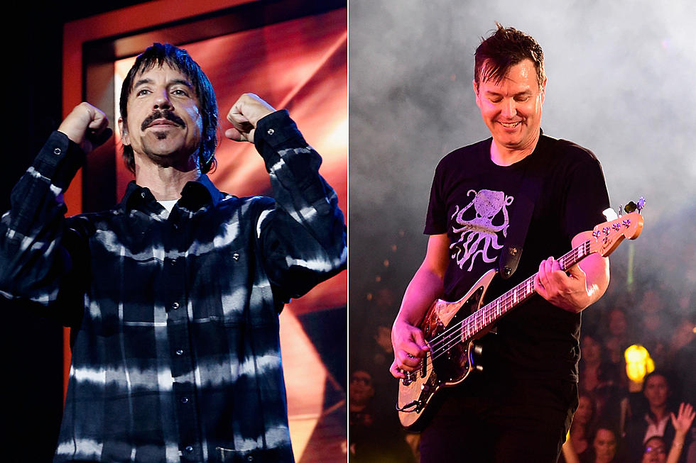 Anthony Kiedis Hospitalized, Blink-182 Surprise At Weenie Roast