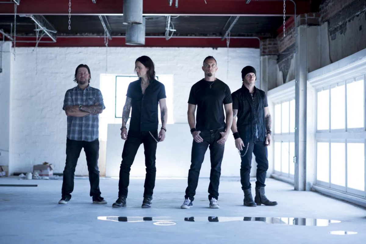 Alter Bridge Enter Cage Match Hall of Fame With Champion'