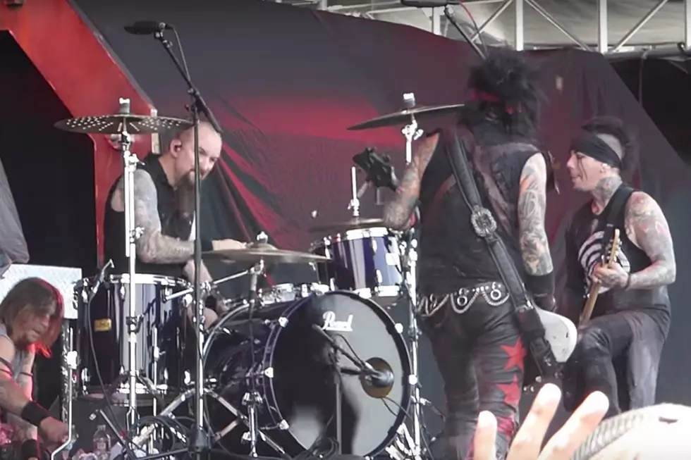 Sixx: A.M. Welcome Disturbed’s Mike Wengren for ‘Life Is Beautiful’ During 2016 River City Rockfest