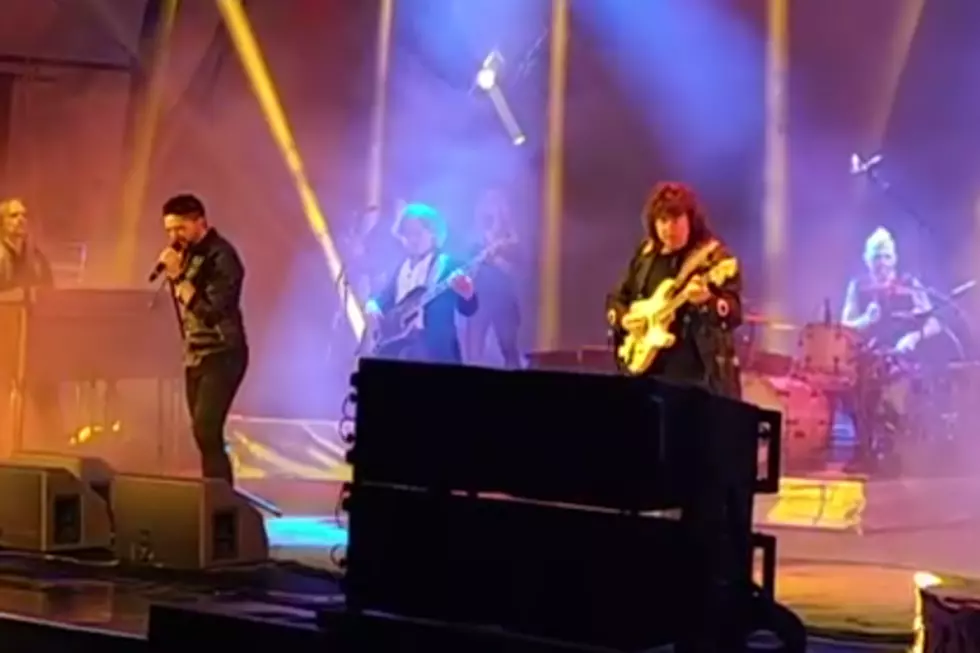 Ritchie Blackmore Performs First Show With New Rainbow Lineup