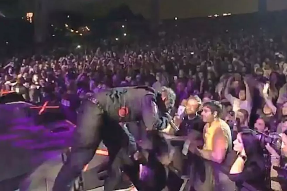 Corey Taylor Slaps Phone Out of Texting Fan’s Hands at Slipknot Show