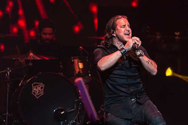 Scott Stapp: &#8216;Scott Weiland Didn&#8217;t Literally Speak to Me&#8217; on Tour Bus