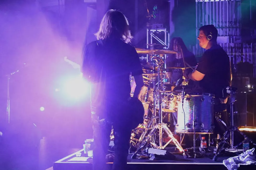 Alice in Chains Invite Fan to Play Drums on ‘Would?’ in Charleston