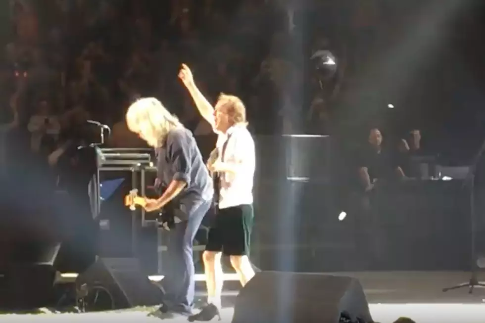 AC/DC’s Cliff Williams Receives Angus Young Tribute at His Final Show