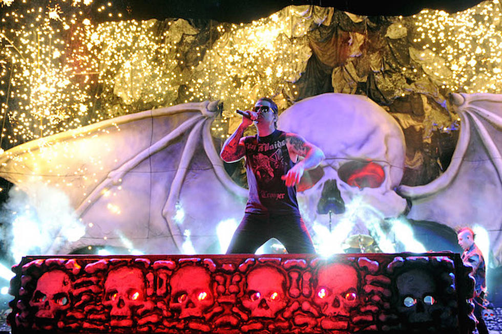 Avenged Sevenfold Team With Cirque du Soleil Producers For New Stage Show