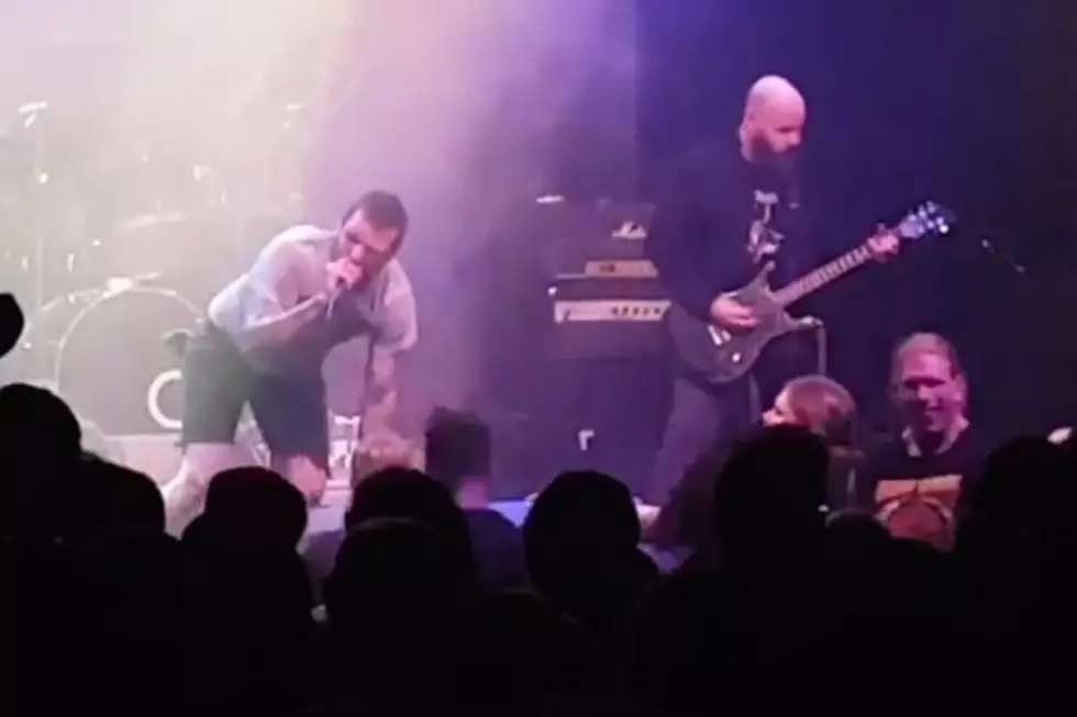 Trap Them Vocalist Breaks Both Feet Onstage, Keeps Playing