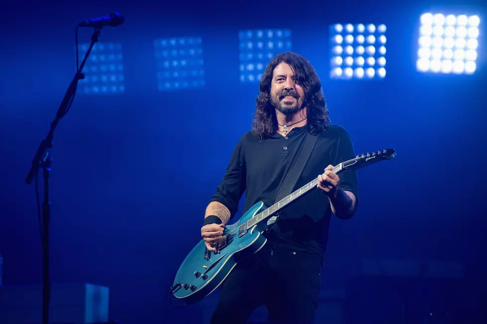 Dave Grohl Judges BBQ Cooking Contest