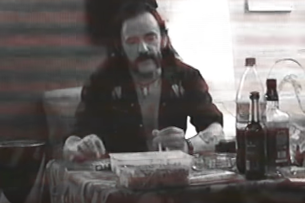 Unreleased Footage of Lemmy Kilmister in Studio Surfaces