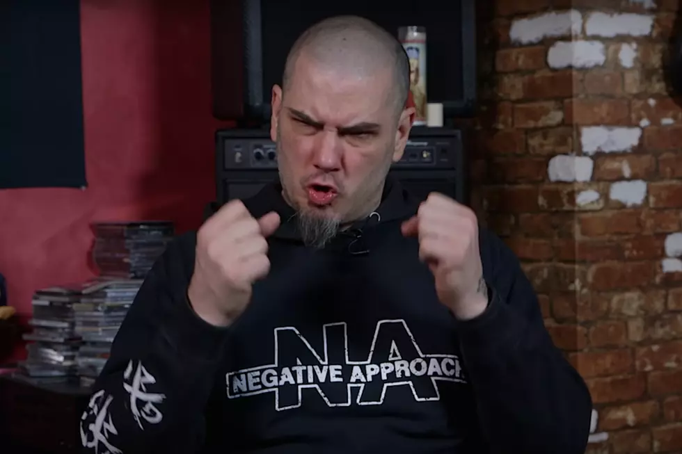 Watch Philip Anselmo Play a Few Pantera Classics in Texas