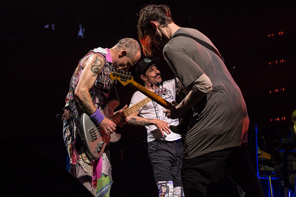 Red Hot Chili Peppers Play Madison Square Garden [Photos]