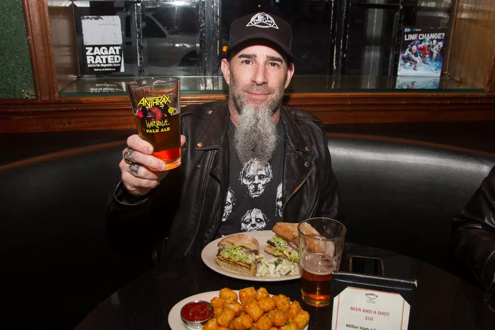 Anthrax &#8216;Wardance&#8217; Their Way To Brewery Mastery During NYC &#8216;Beer Crawl&#8217; [Photos]