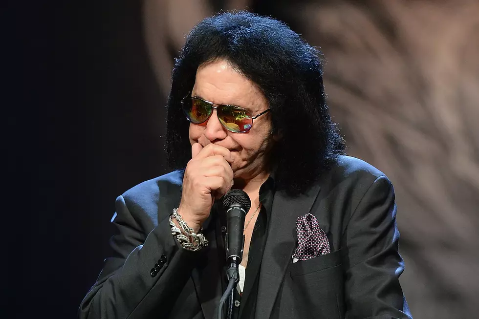 Gene Simmons Offers Tribute at Chuck Berry Memorial Service