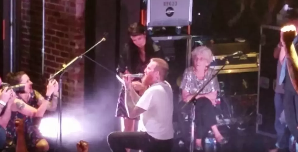 Mastodon’s Brent Hinds Proposes to Girlfriend Onstage + Dances With Grandmother Mid-Show