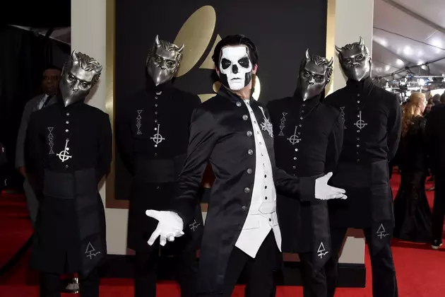 Ghost&#8217;s Papa Emeritus III Plays Final Show, Transition to New &#8216;Papa&#8217; Begins