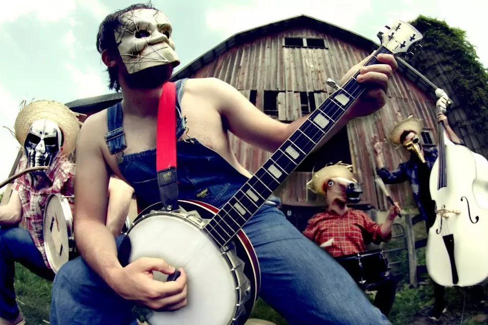 Rob Scallon Drops Banjo Cover of Slipknot’s ‘Psychosocial’ Featuring Cameo by Corey Taylor