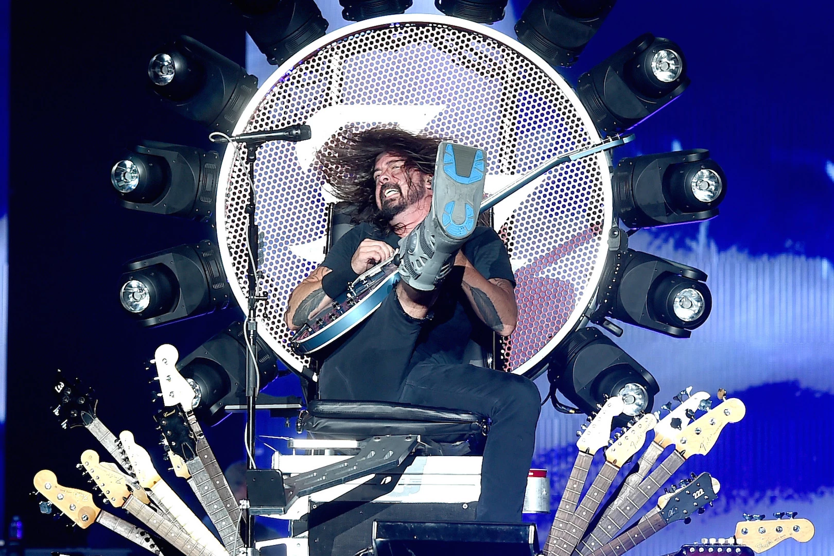 Paul McCartney Lined Up Dave Grohl's Surgery After He Broke His Leg