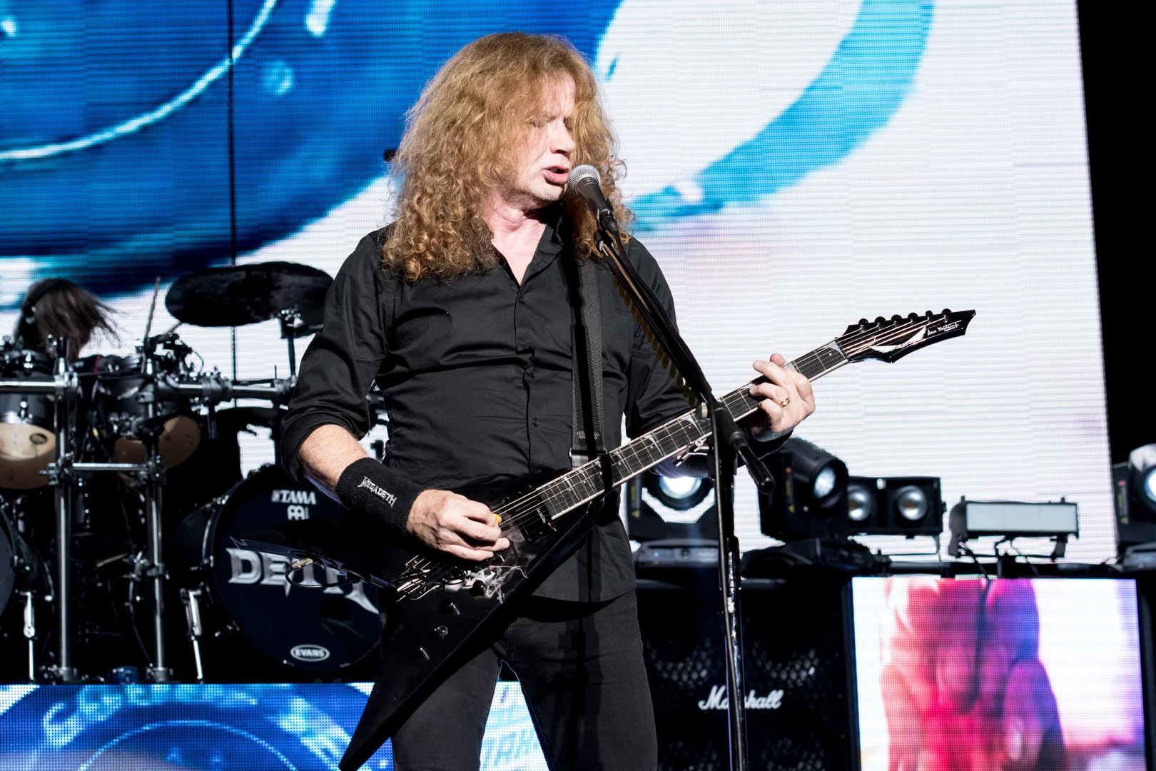 Dave Mustaine Gets an Oversized Bra' Thrown at Him from the