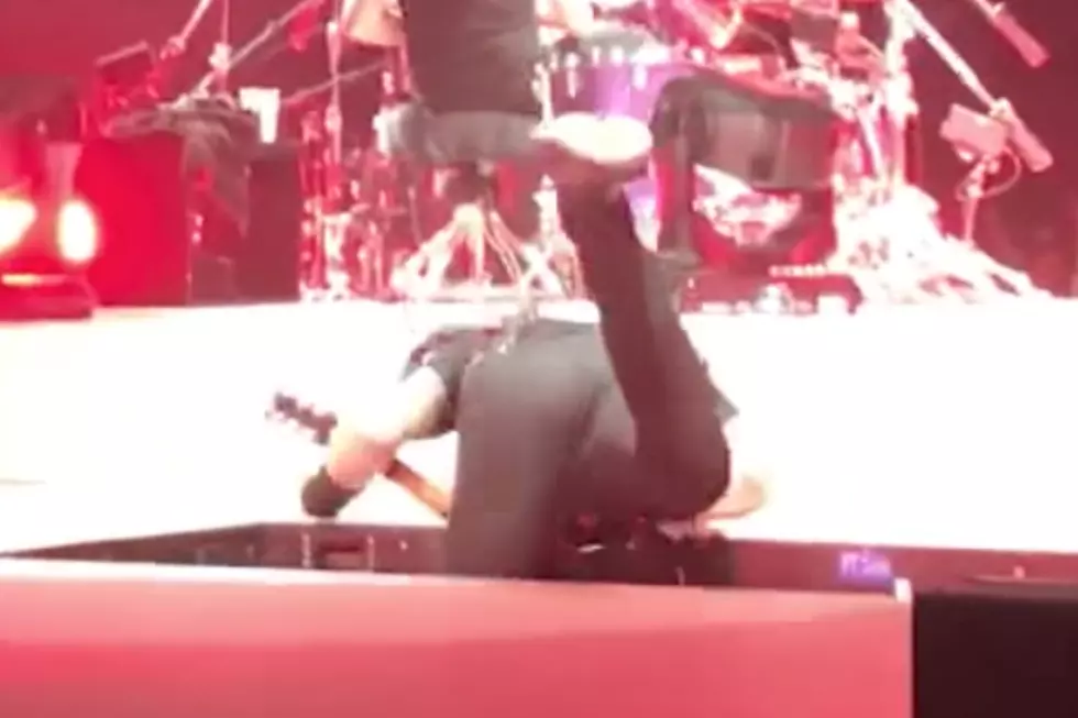 Watch Metallica’s James Hetfield Take a Nasty Fall Onstage in Amsterdam