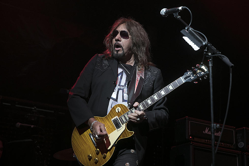 Ace Frehley Unleashes New Song ‘Bronx Boy’ + Announces 2018 Album