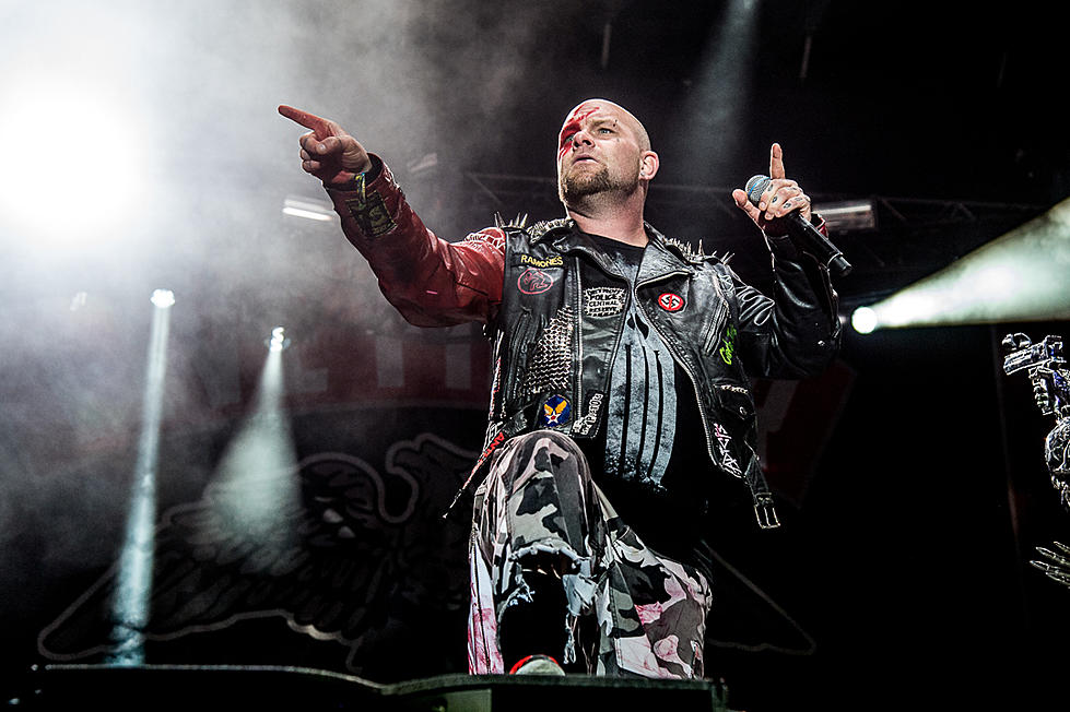 Five Finger Death Punch&#8217;s Ivan Moody Sides With Machine Gun Kelly in Eminem Beef