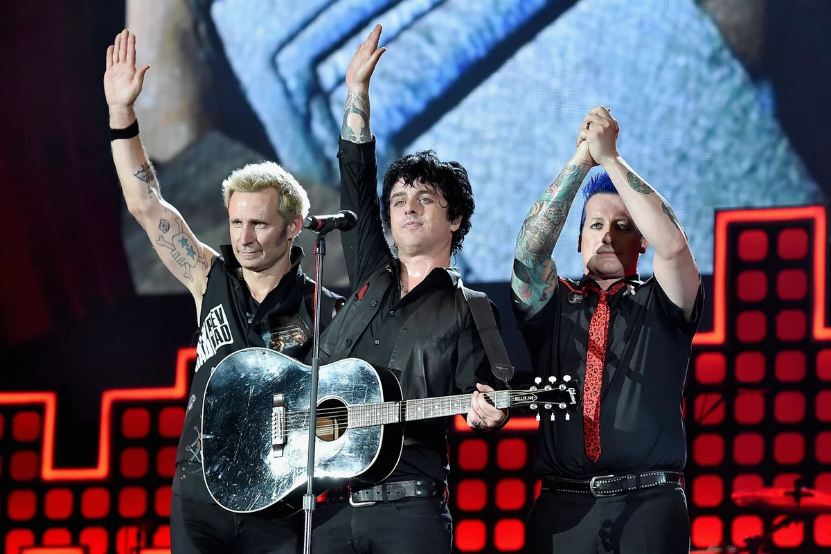 Грин дэй песни. Грин Дэй группа. Группа Green Day 2022. Группа Green Day сейчас. Green Day 1986.