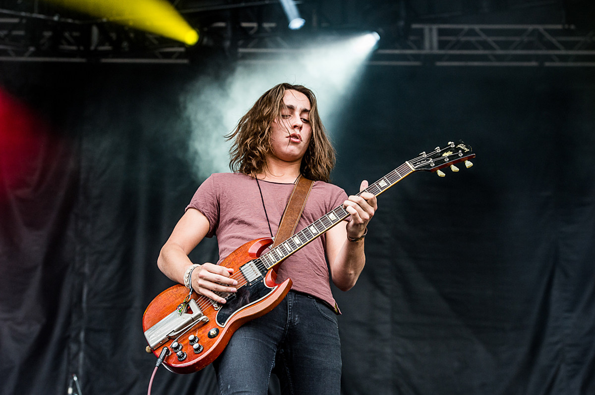 Jake Kiszka Girlfriend Hannah Schooley Wiki, Bio