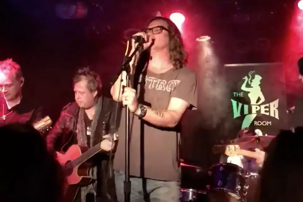 Candlebox's Kevin Martin Leads 'Free Fallin'' Tribute to Tom Petty