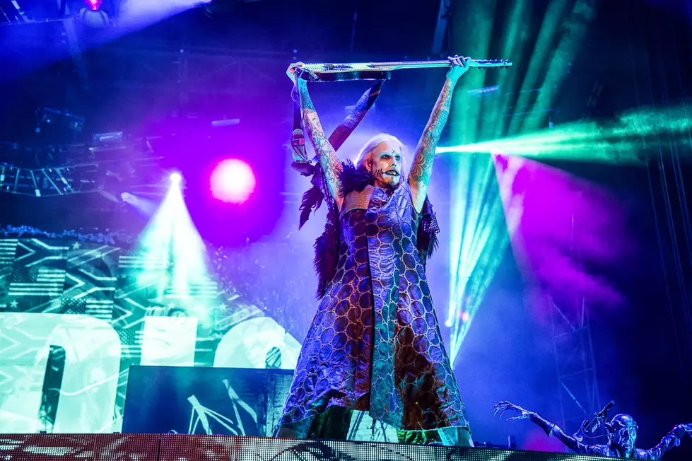 John 5 Talks ‘It’s Alive!’ Album, Rob Zombie + Always Feeling Comfortable With a Guitar
