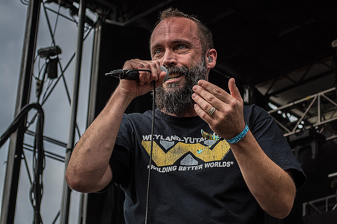 Clutch Reveal New Song 'Gimme the Keys' at 2018 Las Rageous